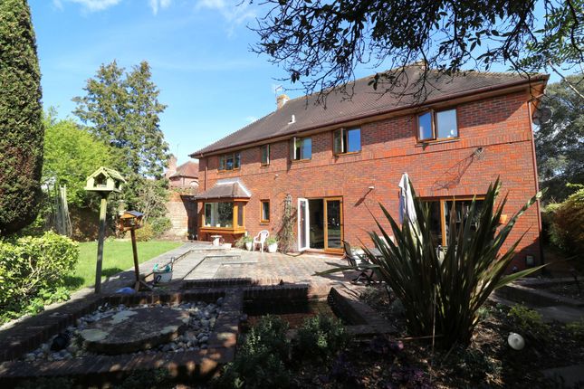 5 bed property, in Hamblewood, £1,000,000
