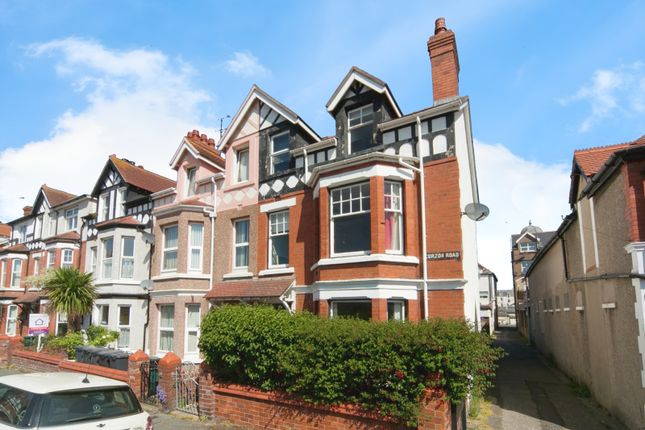 6 bed property, in Curzon Road, £210,000