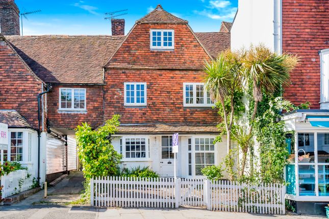 3 bed property, in 65 High Street, £325,000