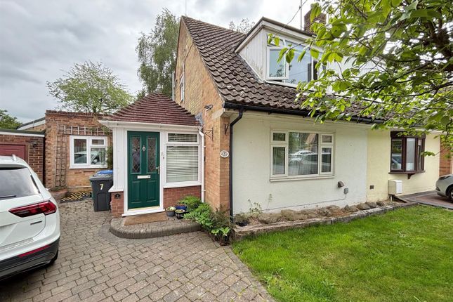 3 bed property, in Madison Way, £795,000