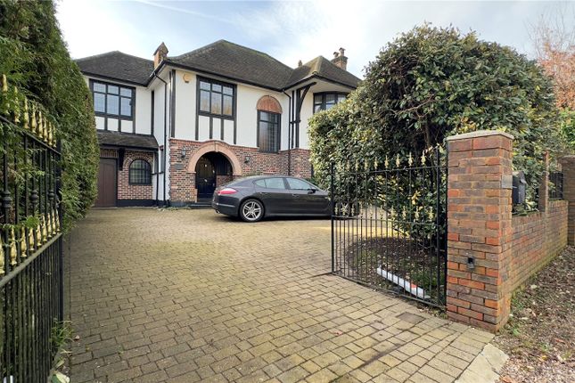 4 bed property, in Arkley Drive, £2,000,000