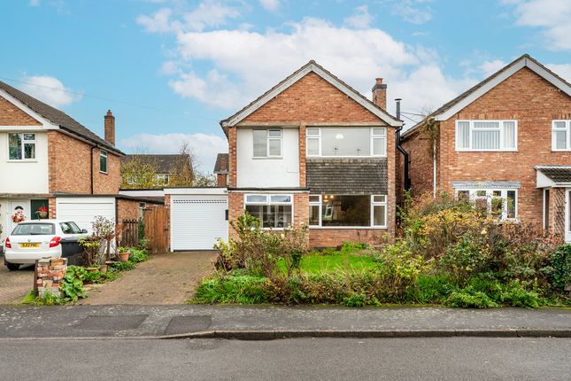 3 bed property, in Nene Crescent, £240,000