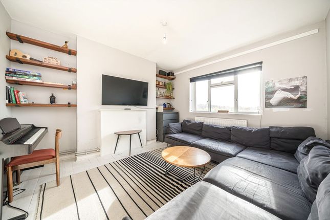 3 bed property, in Peckham Rye, £400,000