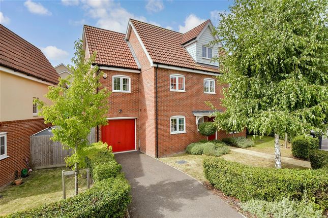 5 bed property, in Five Oaks Lane, £800,000