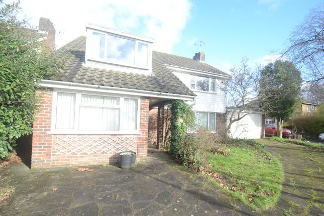 3 bed property, in The Wicket, £675,000