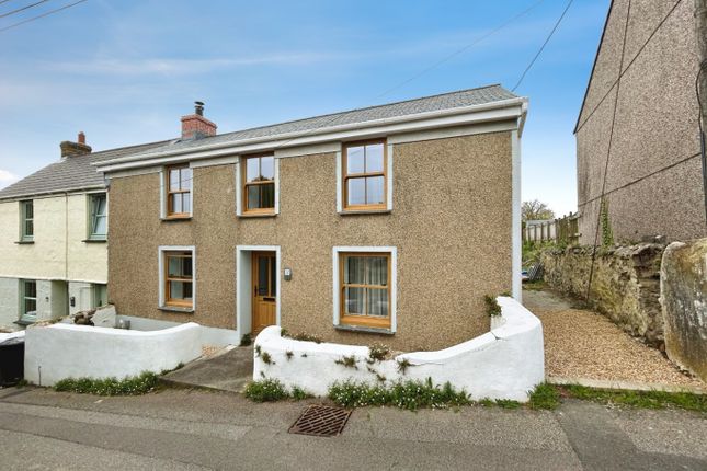 3 bed property, in Caroline Row, £350,000