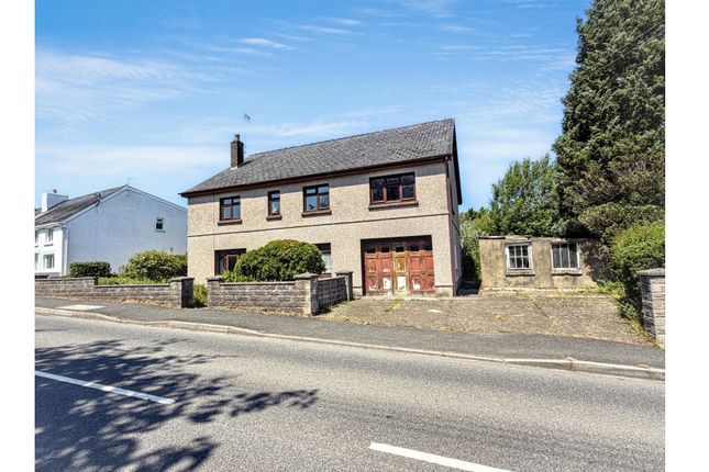 4 bed property, in Tynewydd, £50,000