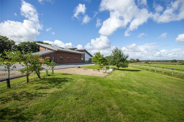 5 bed property, in Thornfalcon, £2,495,000