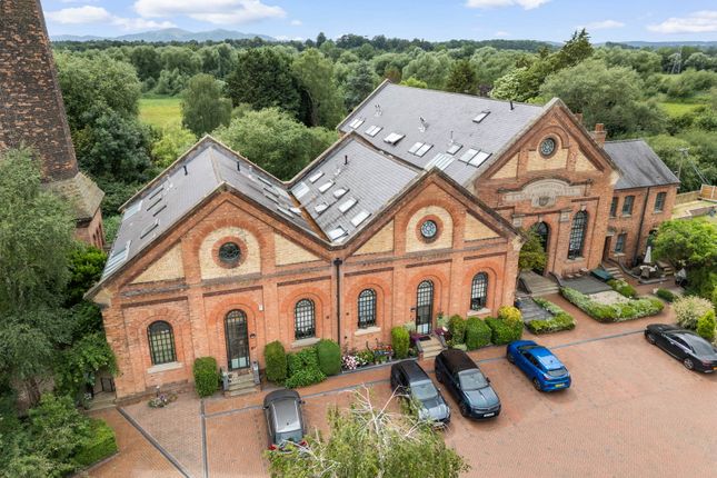 3 bed property, in 7 Powick Mills, £465,000