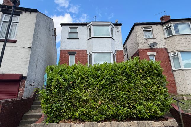 3 bed property, in Vickers Road, £120,000