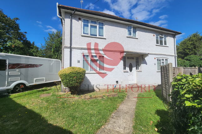 6 bed property, in Hall Road, £650,000