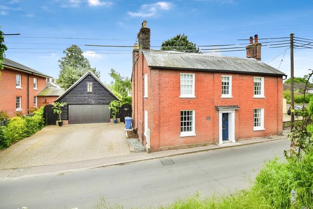 3 bed property, in Swan Street, £600,000