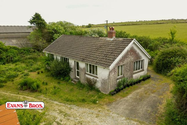 3 bed property, in Gellywen, £650,000
