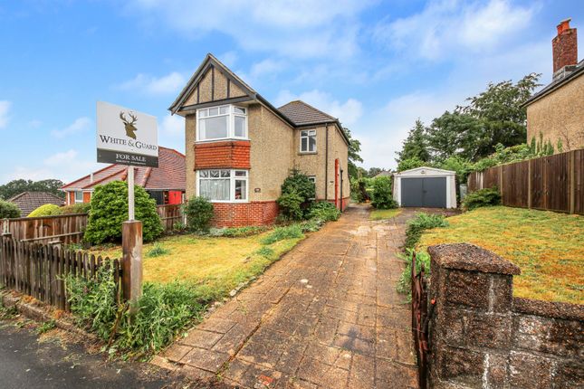 3 bed property, in Upper Deacon Road, £350,000