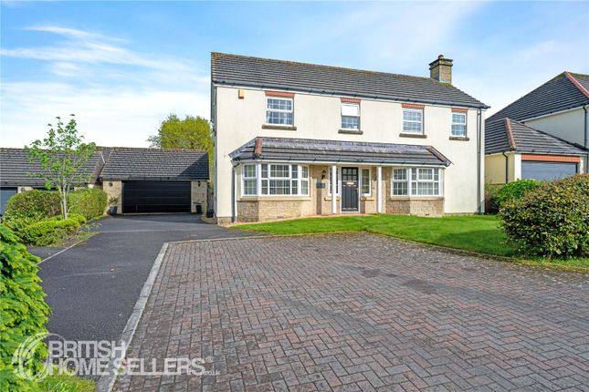 4 bed property, in Woodford Gardens, £575,000
