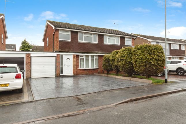 3 bed property, in Otterburn Close, £235,000