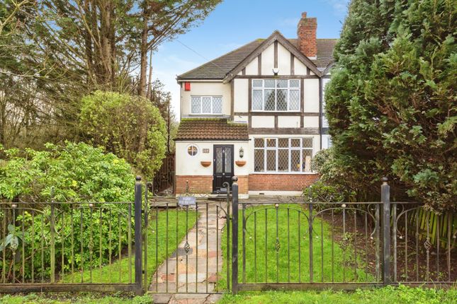 3 bed property, in Southgate Road, £600,000
