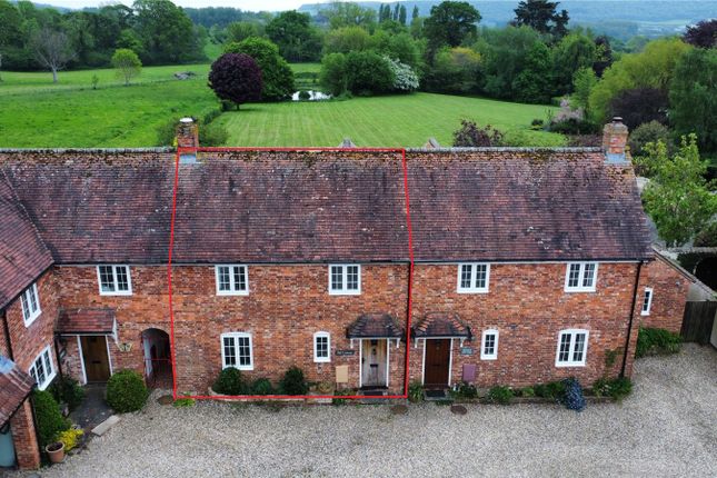 3 bed property, in St Nicholas Court, £475,000