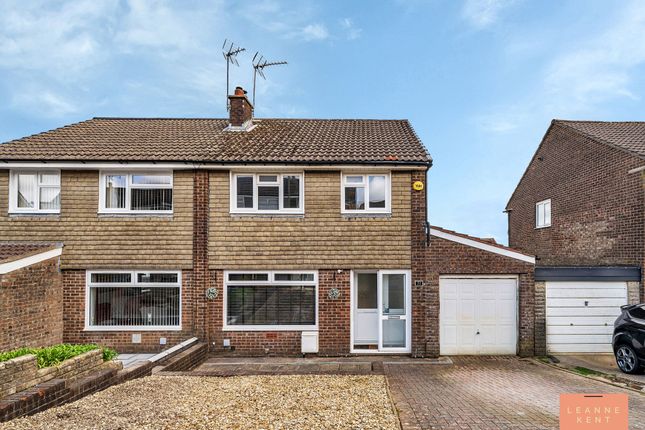 3 bed property, in Caerleon Court, £290,000