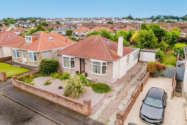 2 bed property, in Craigston Avenue, £190,000