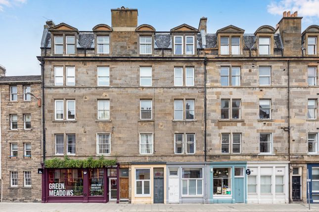 1 bed property, in 141 Buccleuch Street, £145,000