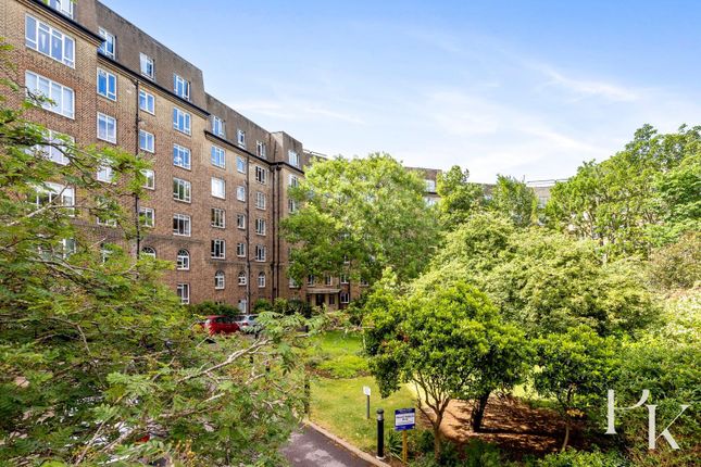 3 bed property, in Furze Hill, £450,000