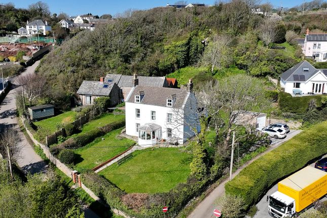 6 bed property, in Horton, £900,000