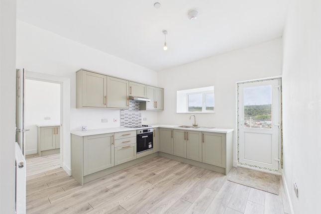 4 bed property, in Myrtle Hill, £209,000