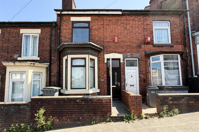 2 bed property, in Ford Green Road ST6, £110,000