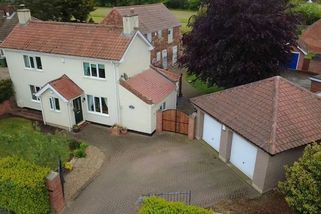 3 bed property, in Newbigg, £419,950