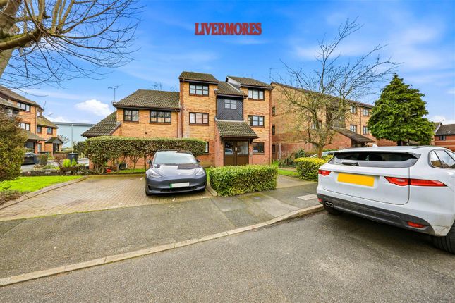 1 bed property, in Kenwyn Road, £175,000