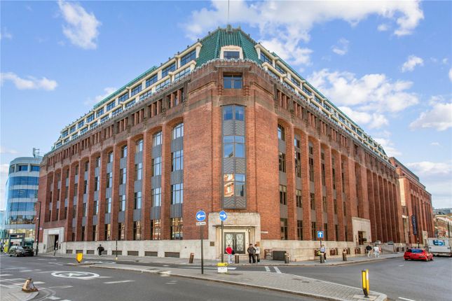 1 bed property, in Prescot Street, £500,000