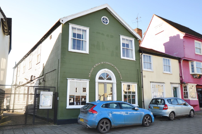 5 bed property, in Town Street, £500,000