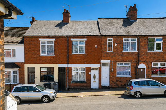 3 bed property, in Hobson Road, £200,000