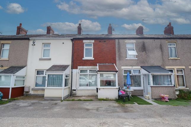 2 bed property, in St. Johns Terrace, £105,000
