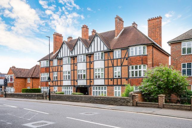 3 bed property, in Ashley Road, £400,000