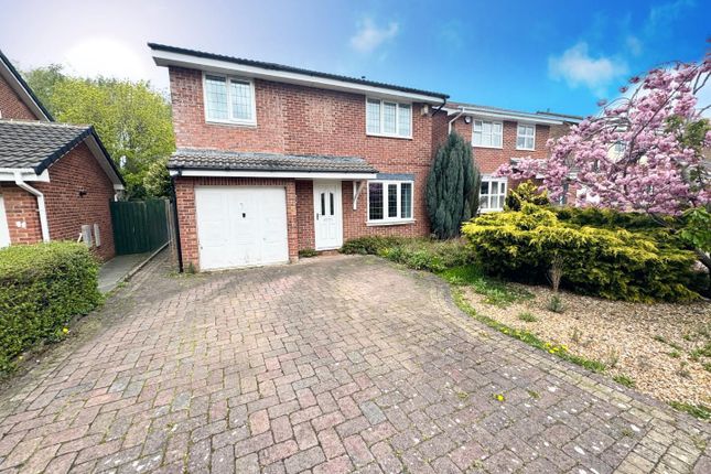 4 bed property, in Nunnington Close, £170,000