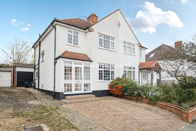 3 bed property, in Degema Road, £675,000