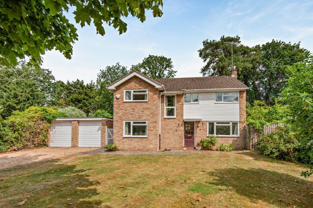 4 bed property, in Oaklands Drive, £1,000,000