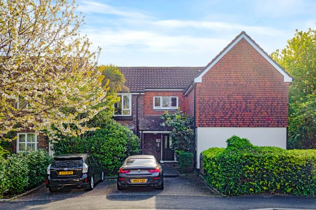1 bed property, in Northumberland Road, £230,000