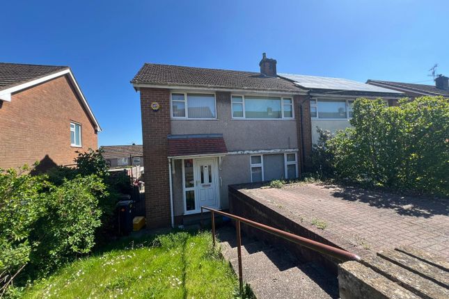 3 bed property, in Menai Way, £220,000
