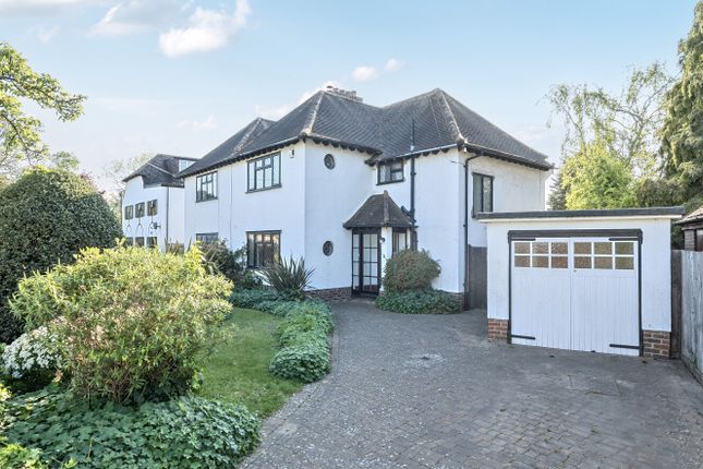 3 bed property, in Ladywood Avenue, £725,000