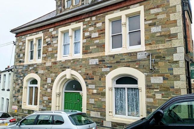 1 bed property, in Flat 8 Brotherhood Hall, £50,000