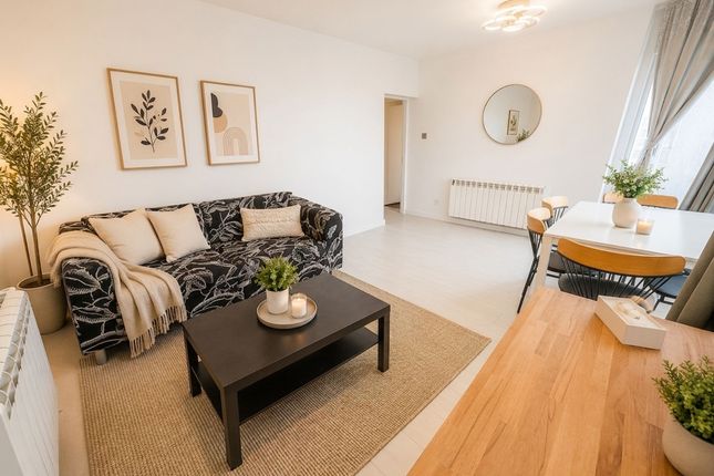 2 bed property, in Mount Park Road, £500,000
