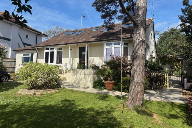 5 bed property, in Arundel Road, £450,000