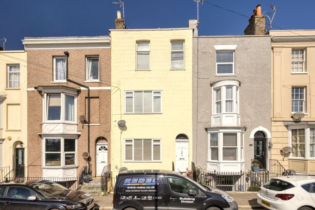 4 bed property, in Hardres Street, £245,000