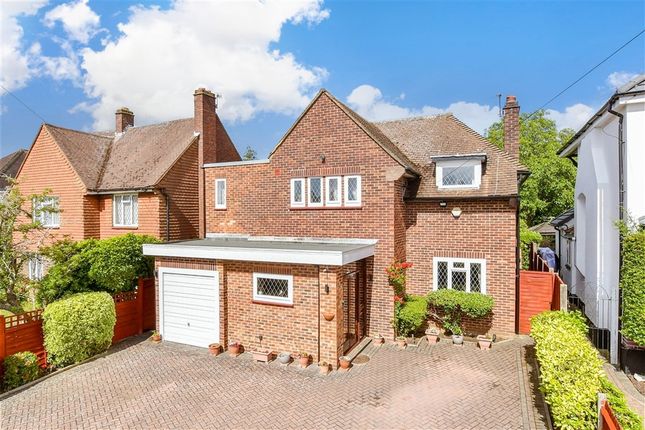 4 bed property, in Harefield Avenue, £999,000