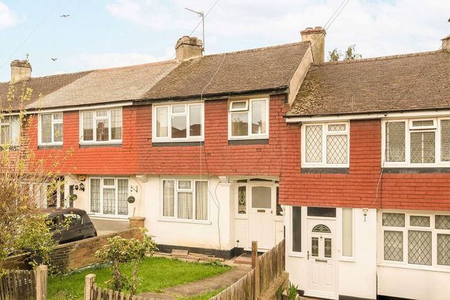 3 bed property, in Meadway, £465,000
