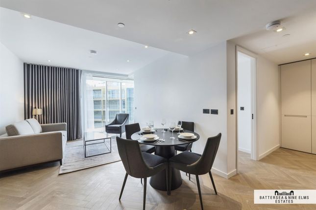 1 bed property, in Scott House, £725,000