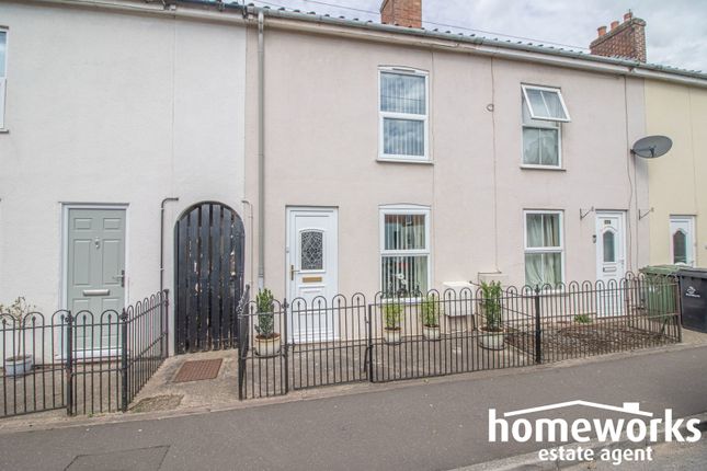 2 bed property, in Southend, £170,000